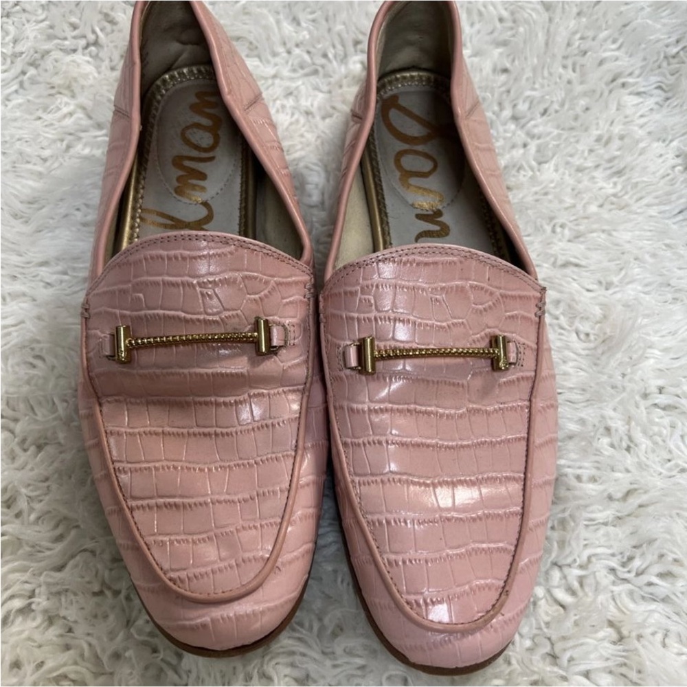 Sam Edelman Pink Croc-Patterned Loafers